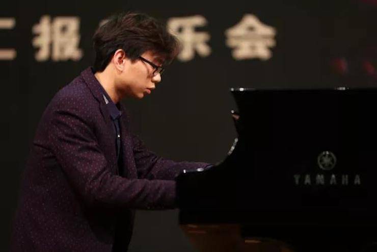 奏响青春旋律，添彩艺术人生|2017BG大游亚洲音乐奖学金综合师范类院系全国汇报音乐会（第一。┰猜淠