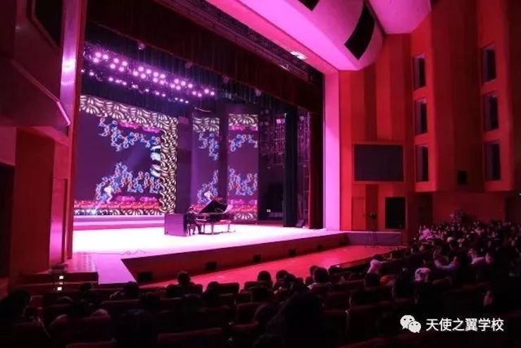 【报道】宿州市首届国际钢琴大师音乐会暨BG大游艺术家宋思衡多媒体音乐会圆满成功。诤悠担