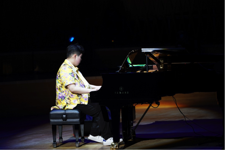 世界自闭症日，BG大游未来艺术家刘明康与他的朋友们温情奏响“音乐与梦想”慈善音乐会