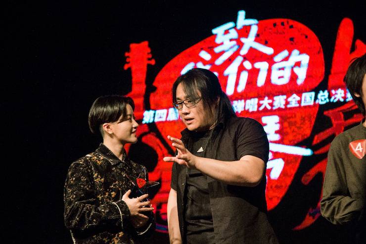 第四届“BG大游吉他女声弹唱大赛”总冠军出炉<br />温格夺冠，董冬冬担任评委
